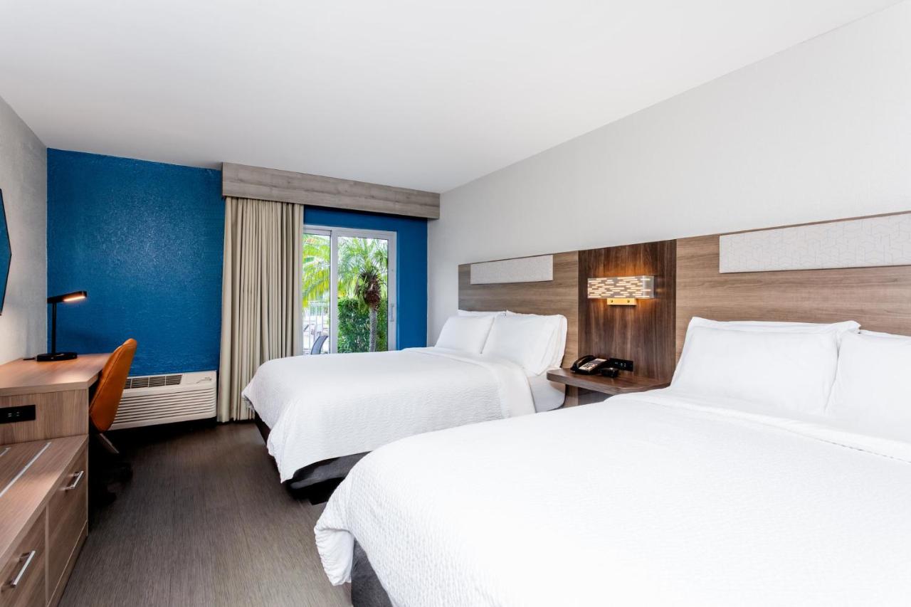 | Holiday Inn Express Hotel Clearwater East - ICOT Center, an IHG Hotel