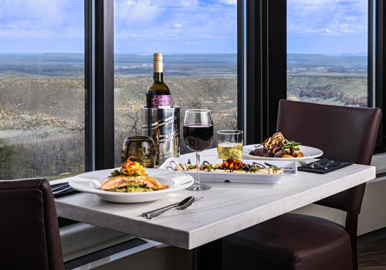 | Far View Lodge