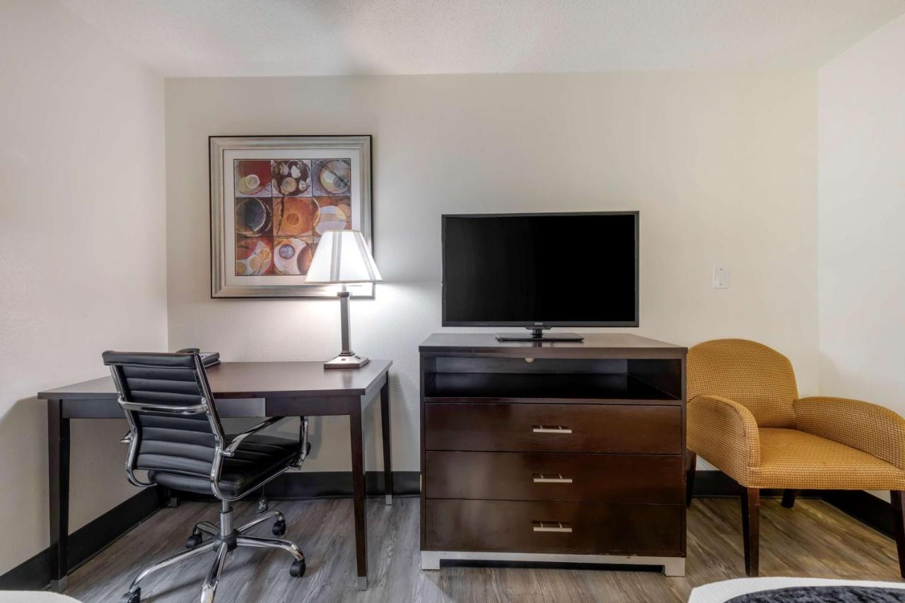  | Best Western Plus Rockwall Inn & Suites