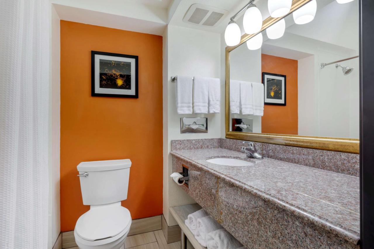  | Best Western Plus Rockwall Inn & Suites