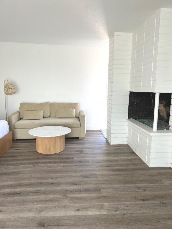 King Room with Fireplace and Sofa Bed - Ocean View at Capri Laguna on the Beach