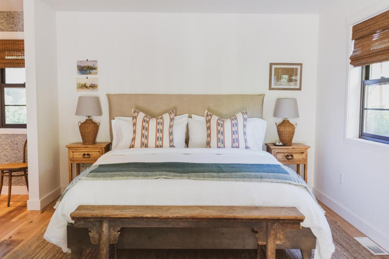 | RubyJune Inn