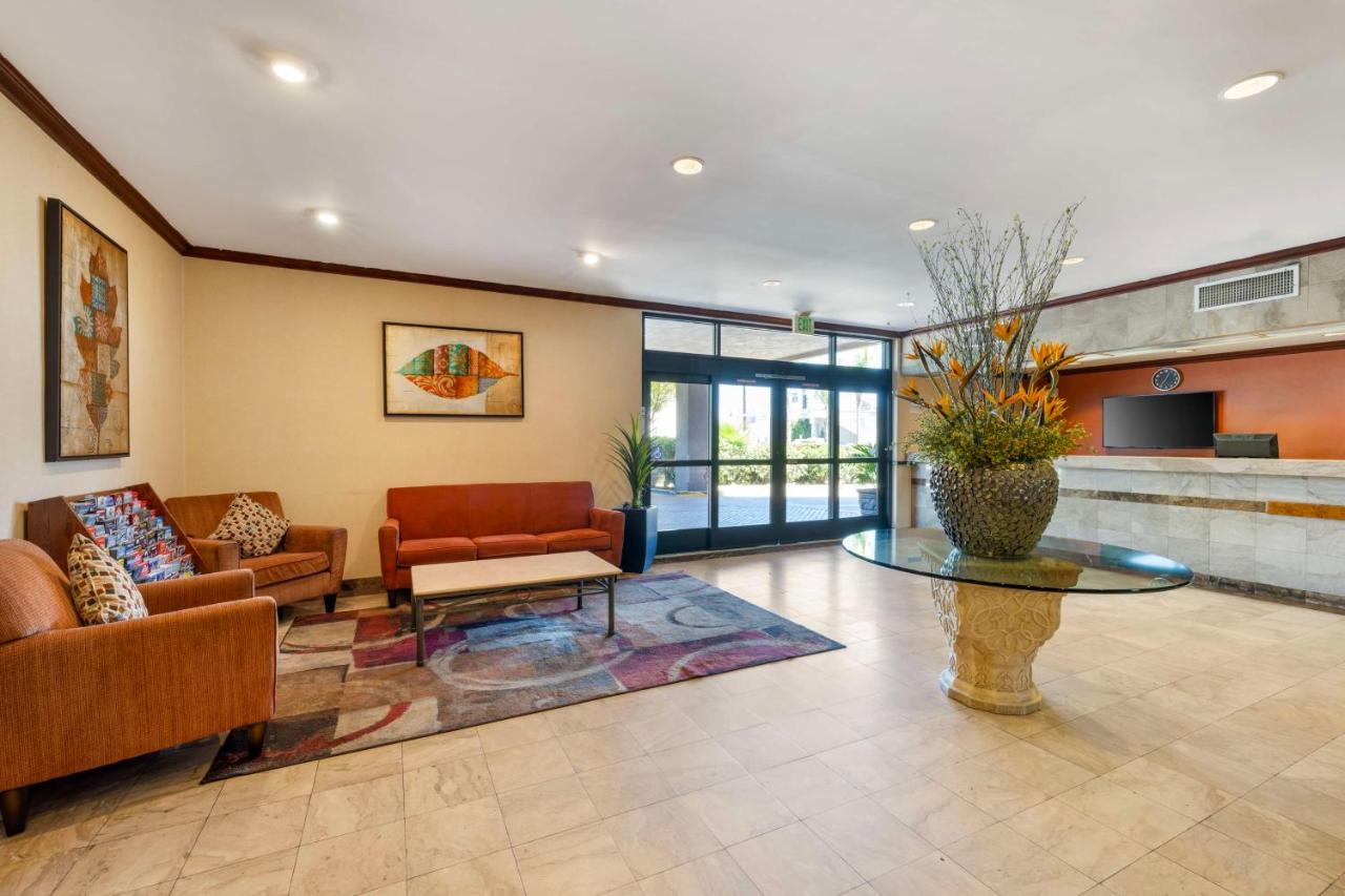 | Best Western Los Angeles Worldport Hotel