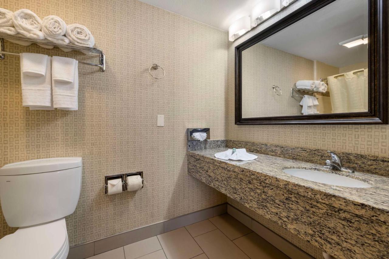 | Best Western Los Angeles Worldport Hotel