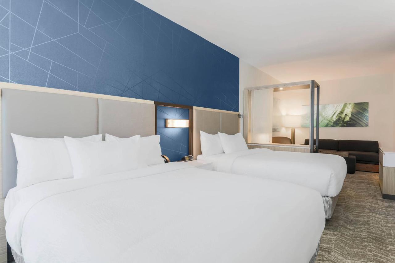 Large Suite with 2 queen beds, trundle bed and city view at SpringHill Suites by Marriott Tallahassee North