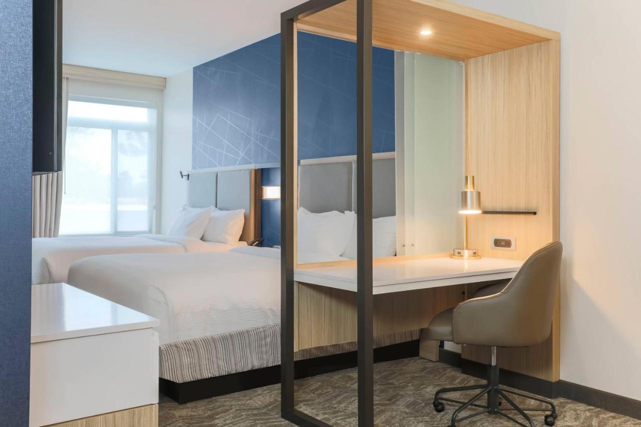Large Suite with 2 queen beds, trundle bed and city view at SpringHill Suites by Marriott Tallahassee North