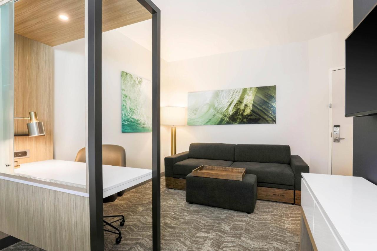 Large Suite with 2 queen beds, trundle bed and city view at SpringHill Suites by Marriott Tallahassee North