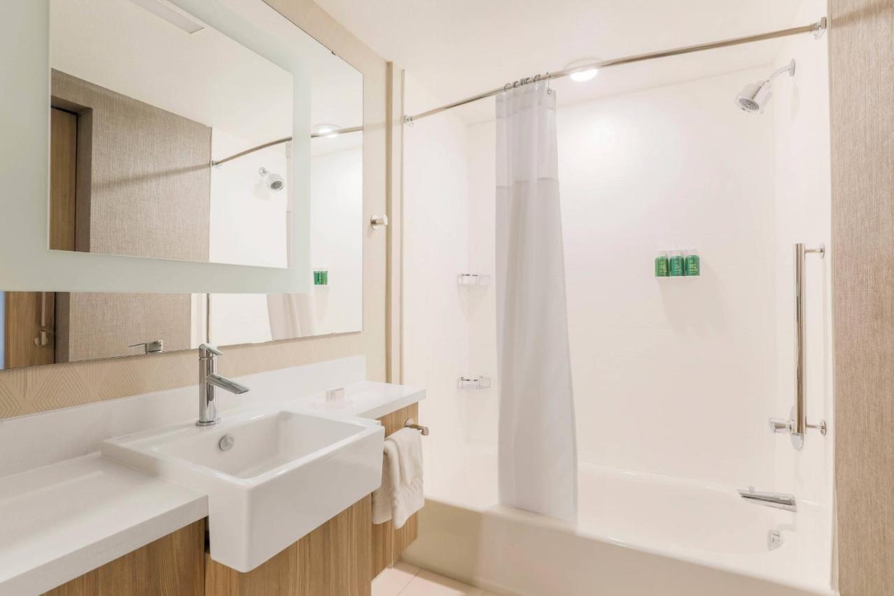 Large Suite with 2 queen beds, trundle bed and city view at SpringHill Suites by Marriott Tallahassee North