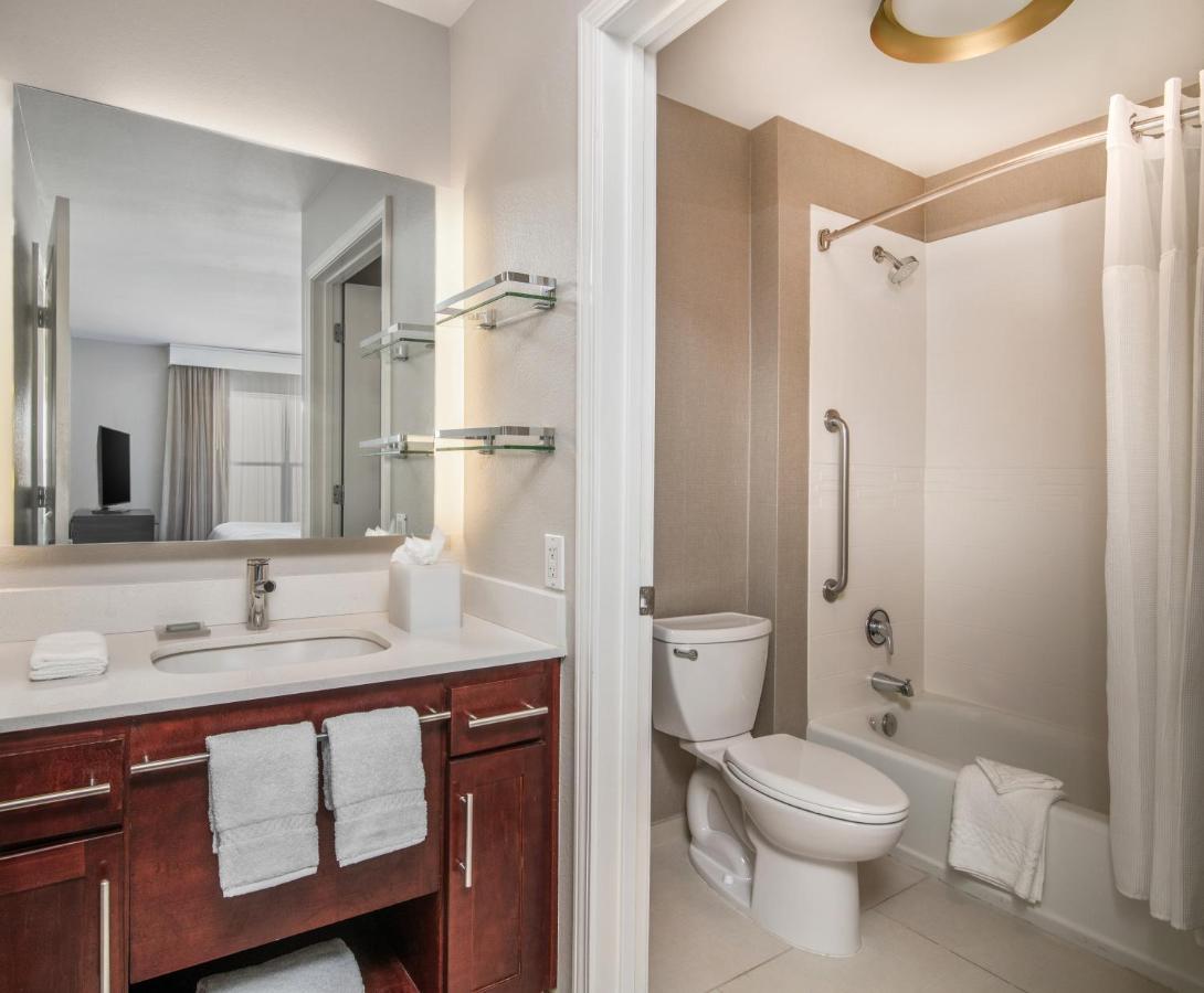 King Studio with Sofa Bed at Residence Inn Phoenix Glendale Sports & Entertainment District