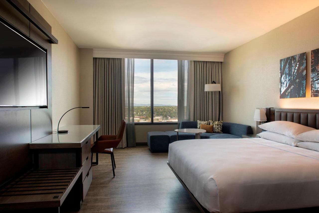 Newly Renovated Concierge Room with 1 king bed at Winston-Salem Marriott