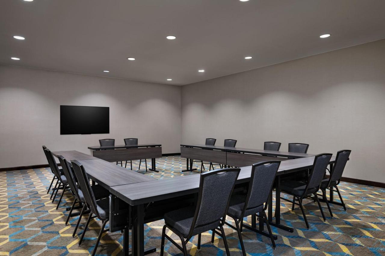 | Residence Inn Beaumont