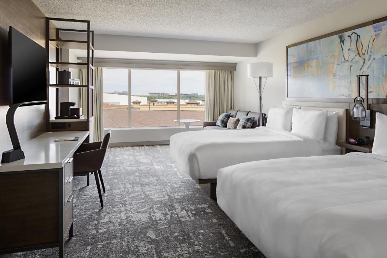 Queen Room with Two Queen Beds and Sofa-Bed at Marriott Dallas Las Colinas