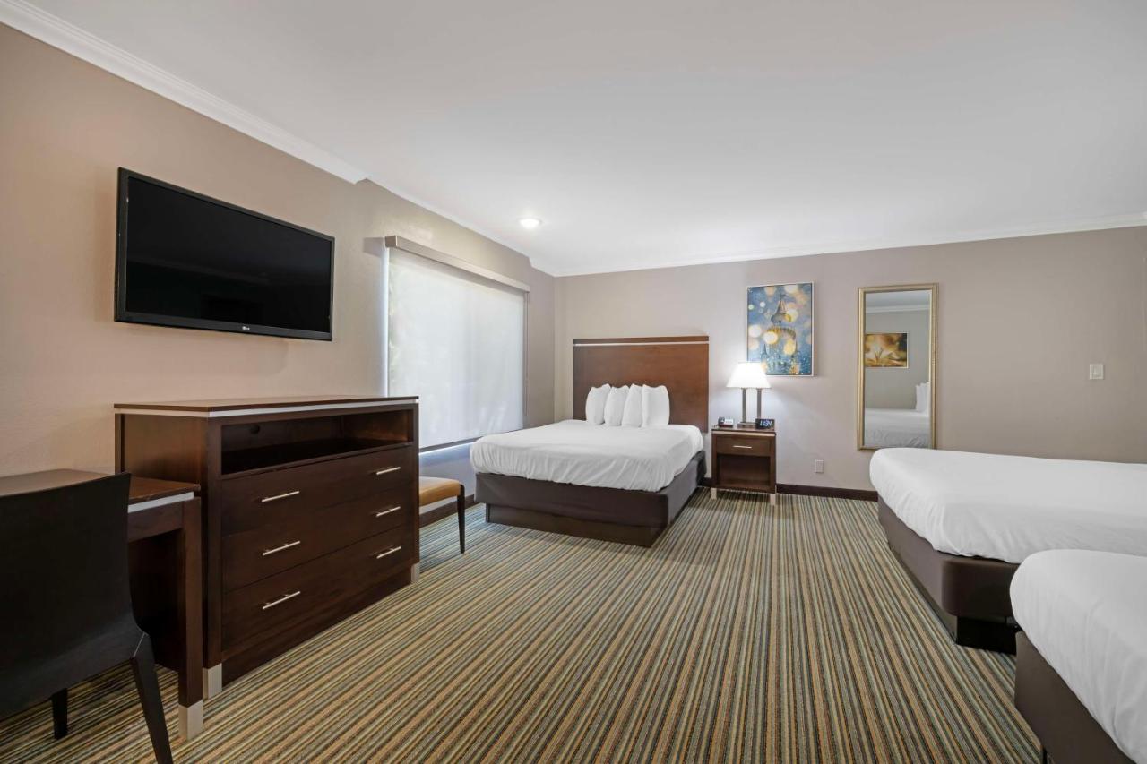  | Best Western Courtesy Inn - Anaheim Park Hotel