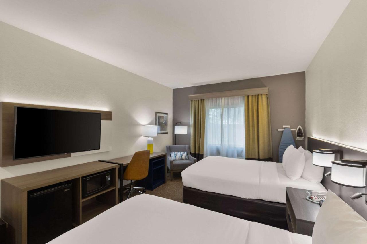 Queen Room with Two Queen Beds - Accessible/Non-Smoking at Comfort Inn & Suites Beeville