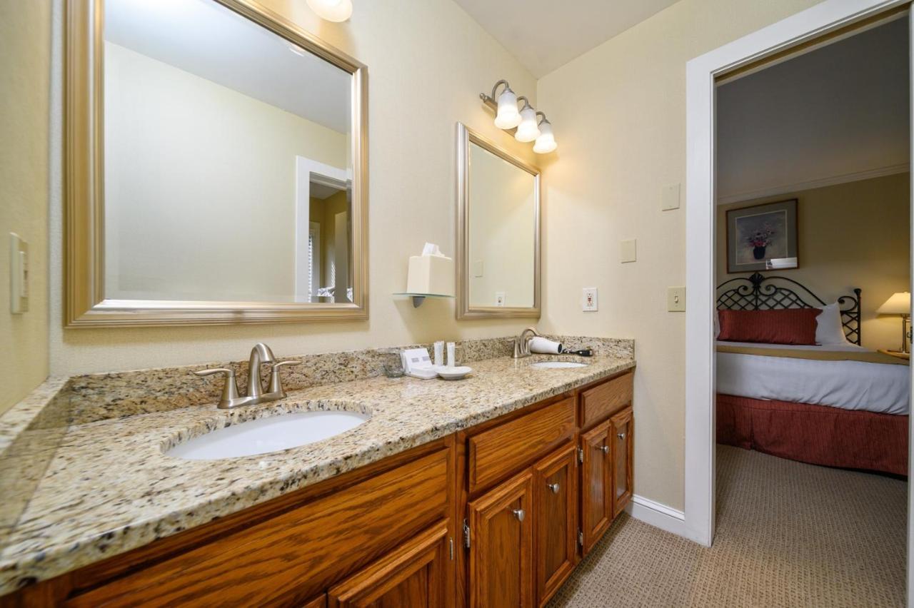 Two-Bedroom House at Stoweflake Mountain Resort & Spa