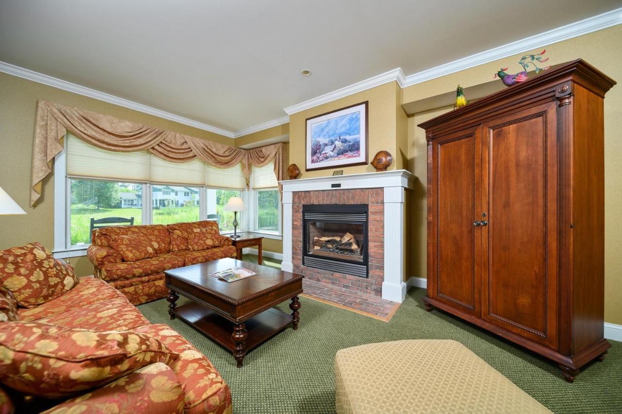 Two-Bedroom Townhouse at Stoweflake Mountain Resort & Spa