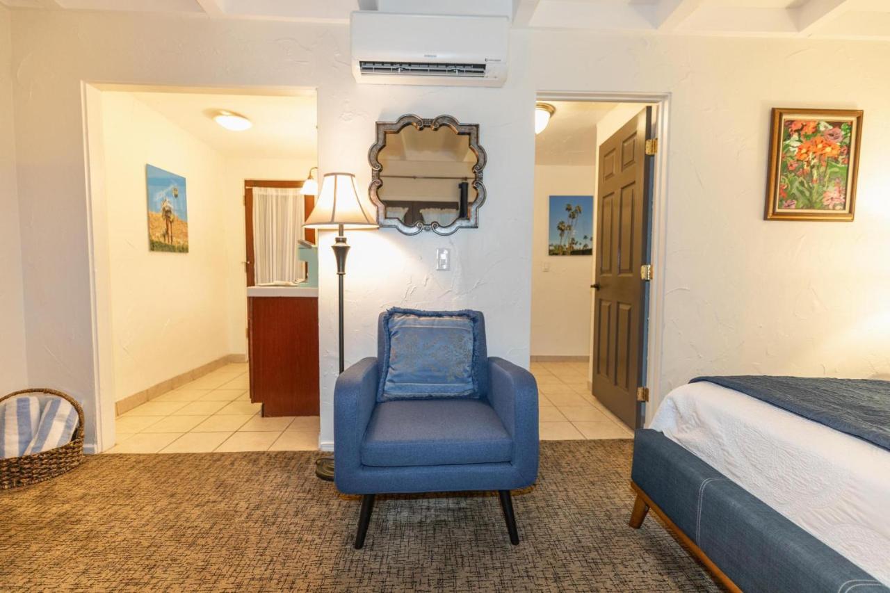  | Old Ranch Inn - Adults Only 21 & Up