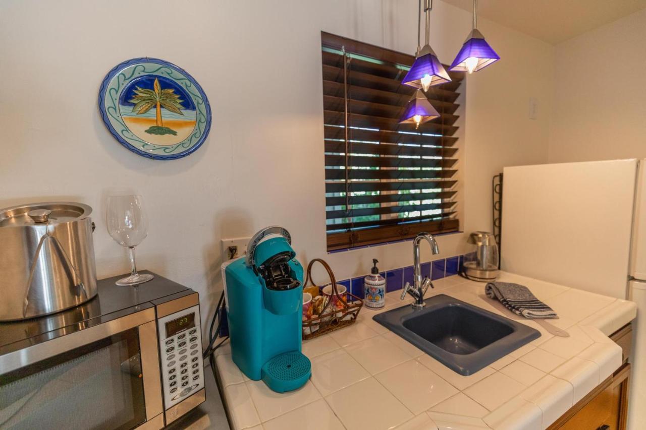  | Old Ranch Inn - Adults Only 21 & Up