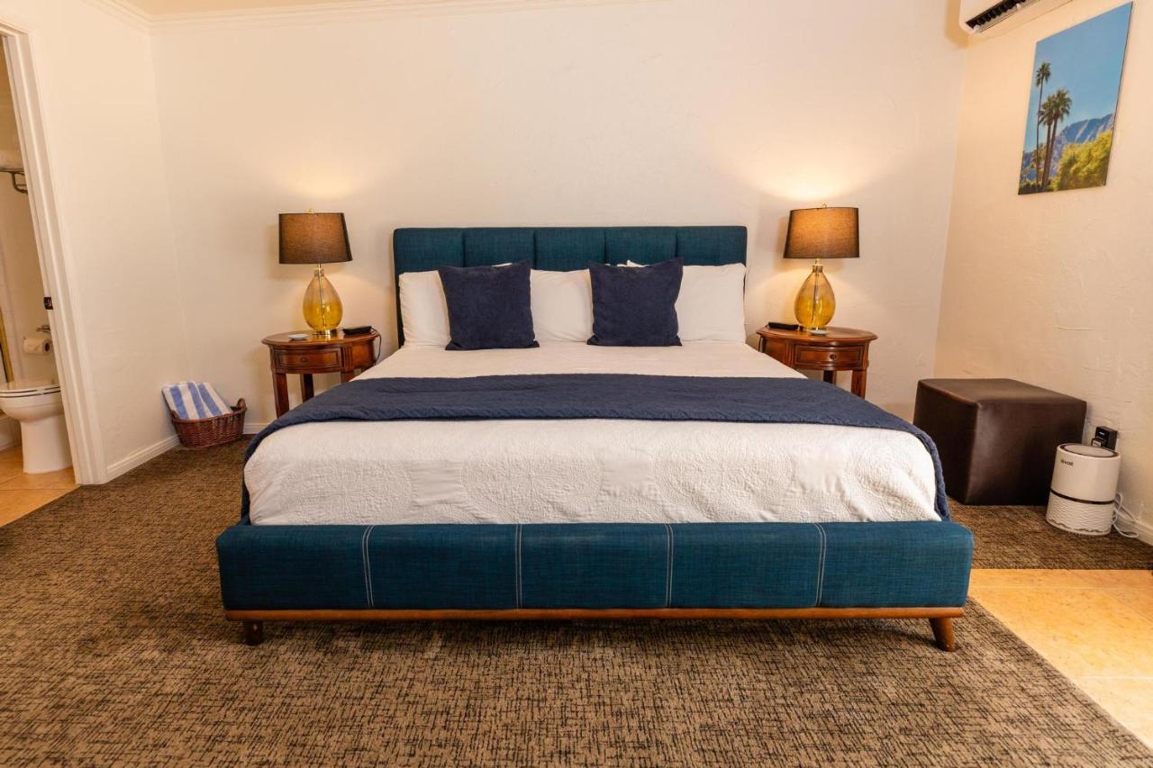  | Old Ranch Inn - Adults Only 21 & Up