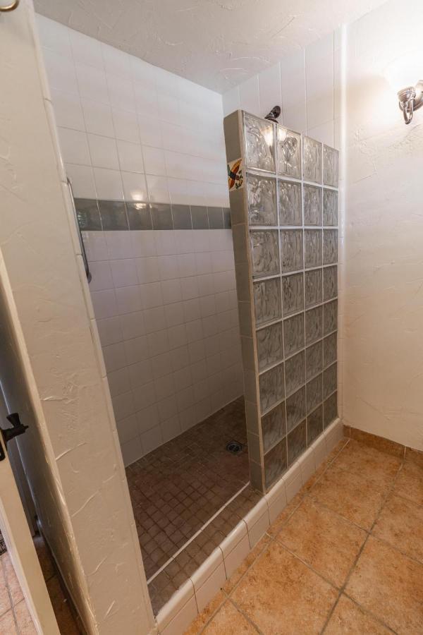  | Old Ranch Inn - Adults Only 21 & Up