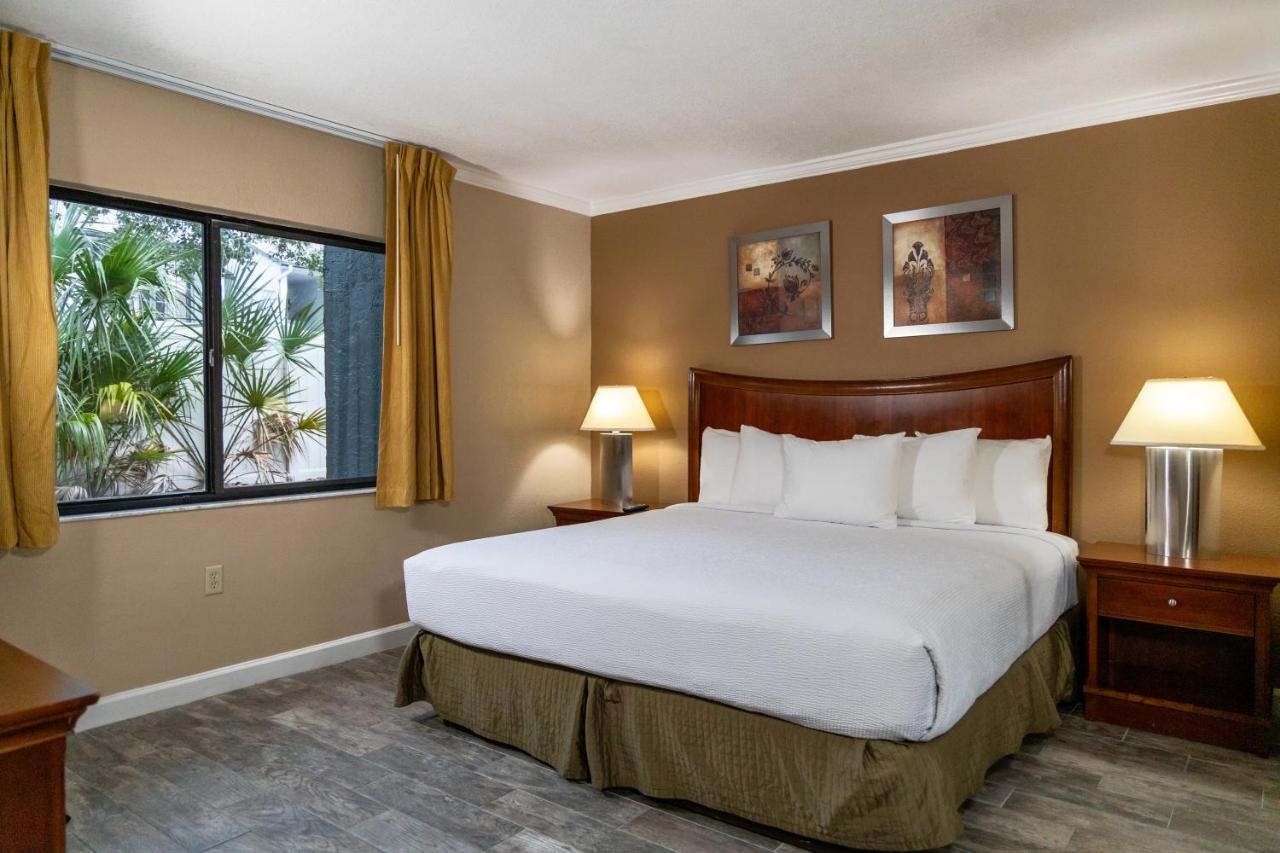 Two-Bedroom Suite - Non Smoking at Legacy Vacation Resorts - Kissimmee/Orlando