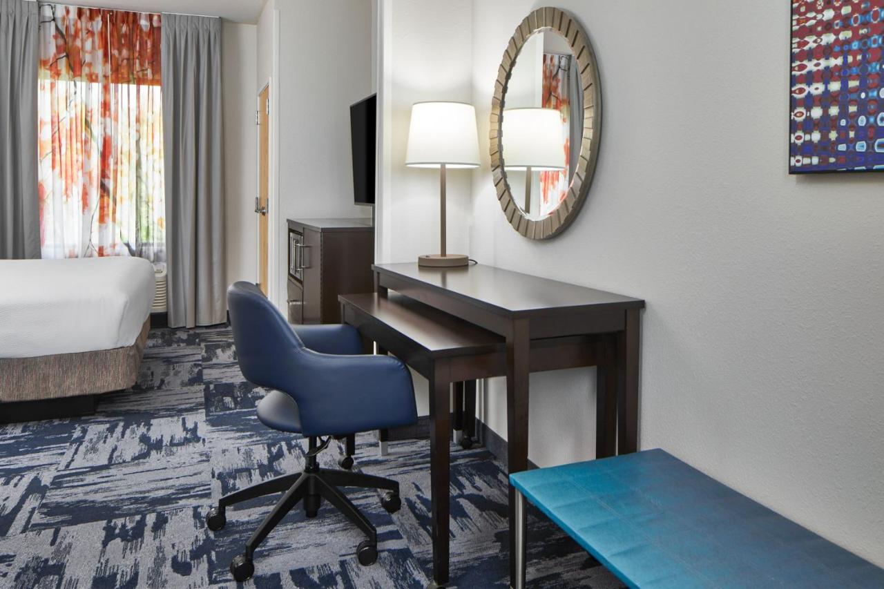 King Studio at Fairfield Inn and Suites Gainesville