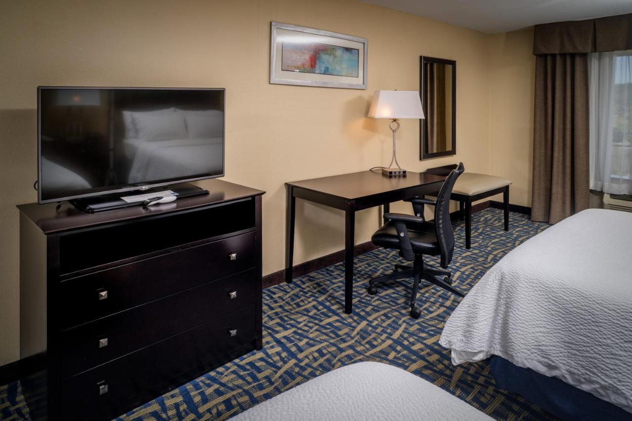 Standard Double or Twin Room at Holiday Inn Express & Suites Lebanon by IHG