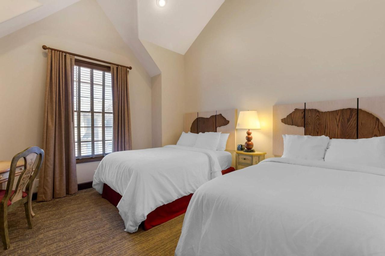Three-Bedroom Suite at Bluegreen Vacations Big Bear Village, an Ascend Collection Resort