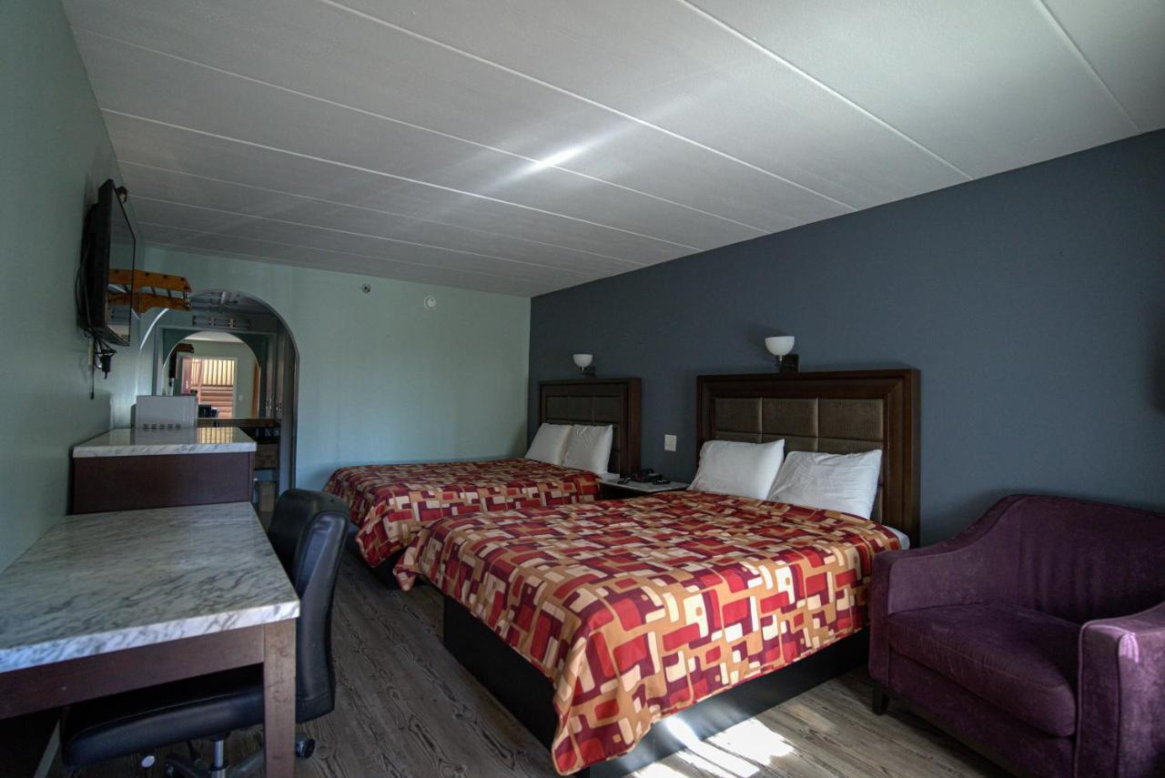  | Excel Inn & Suites