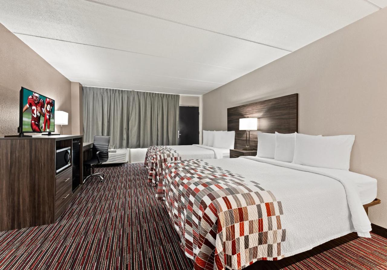 Deluxe Room with Two Queen Beds Non-Smoking at Red Roof Inn Reading