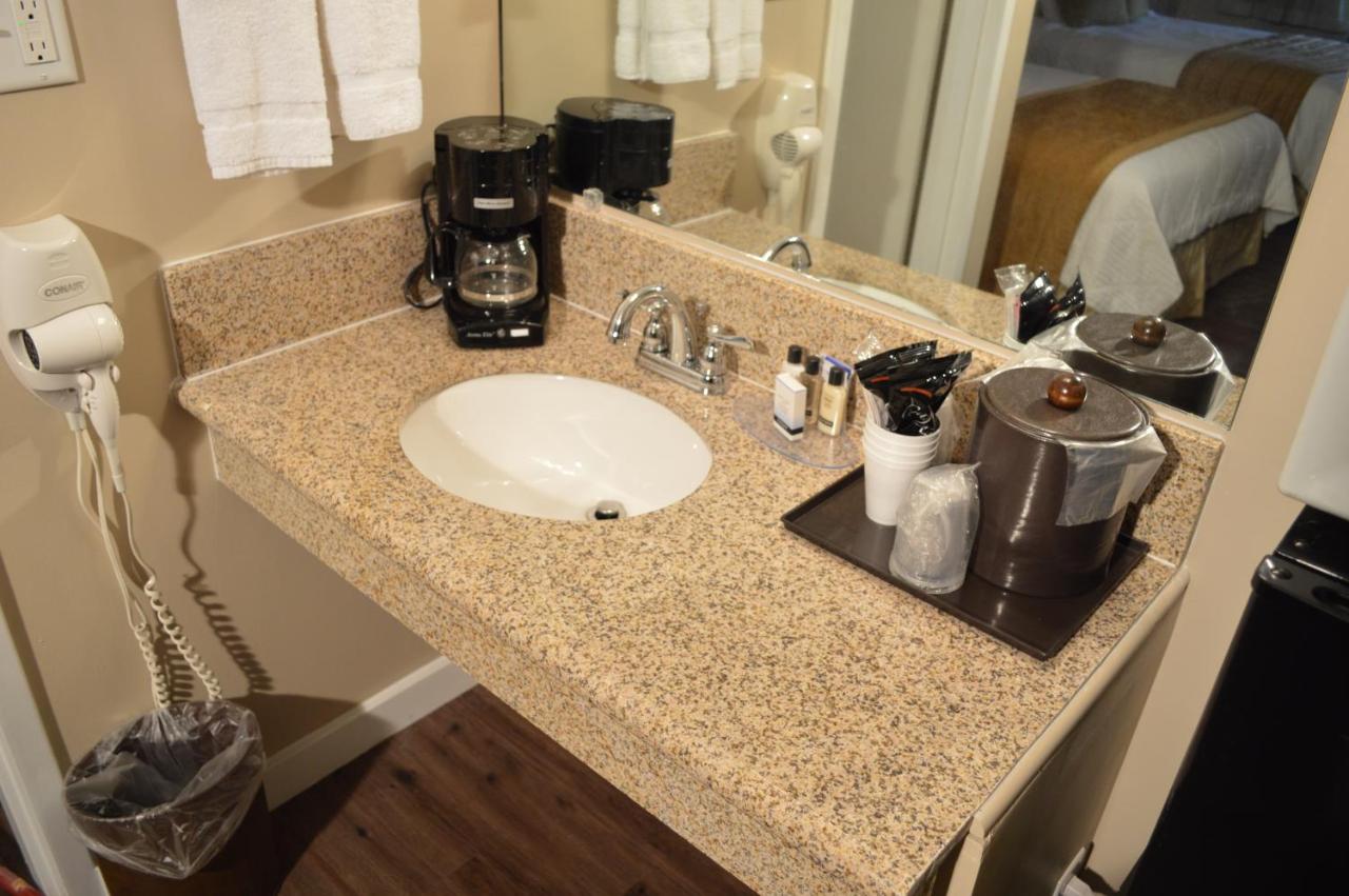  | Laramie Valley Inn