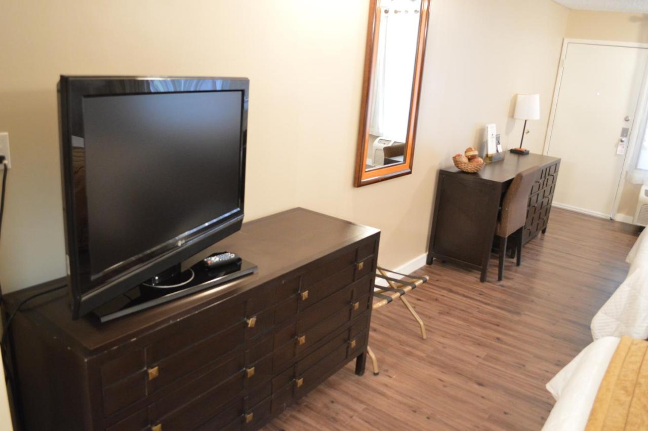  | Laramie Valley Inn