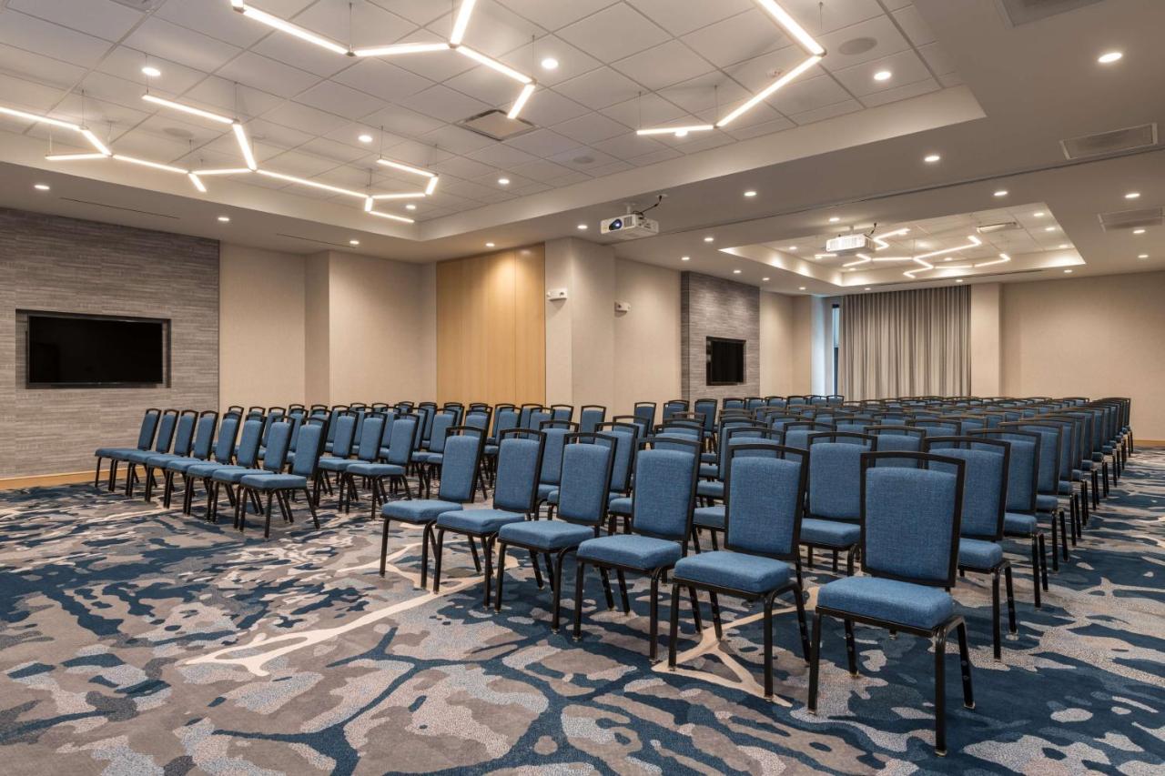 | Hilton Garden Inn Boston Canton, Ma