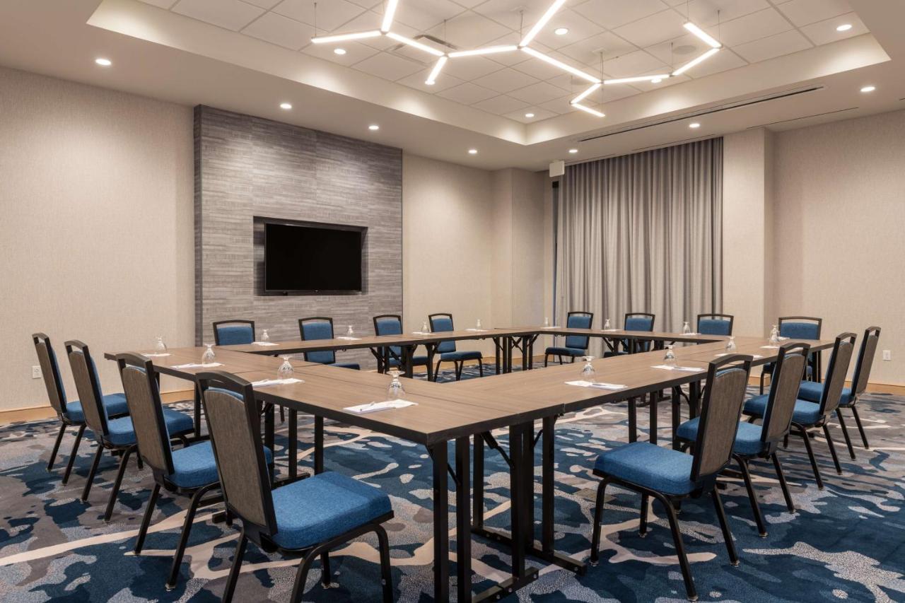 | Hilton Garden Inn Boston Canton, Ma