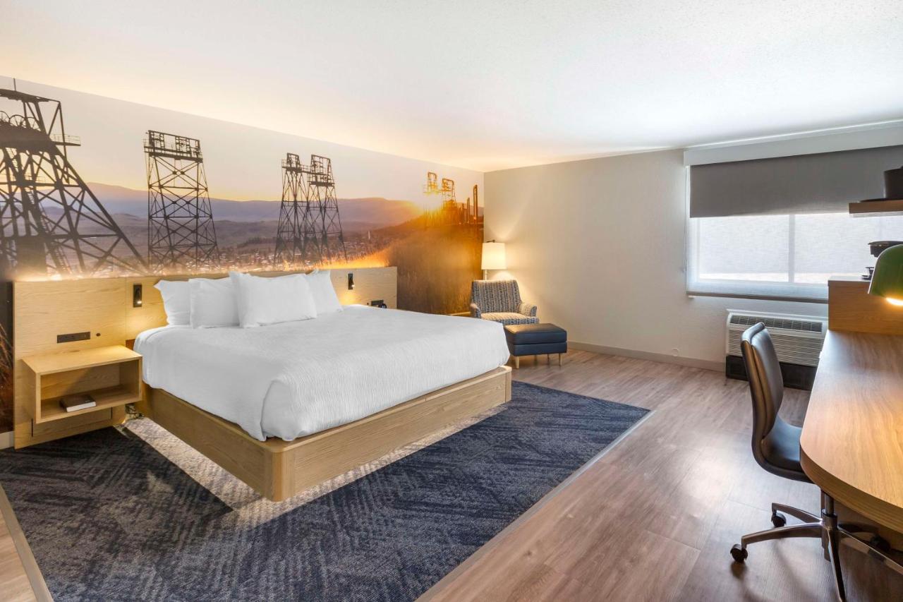 Deluxe King Room at Best Western Plus Butte Plaza Inn