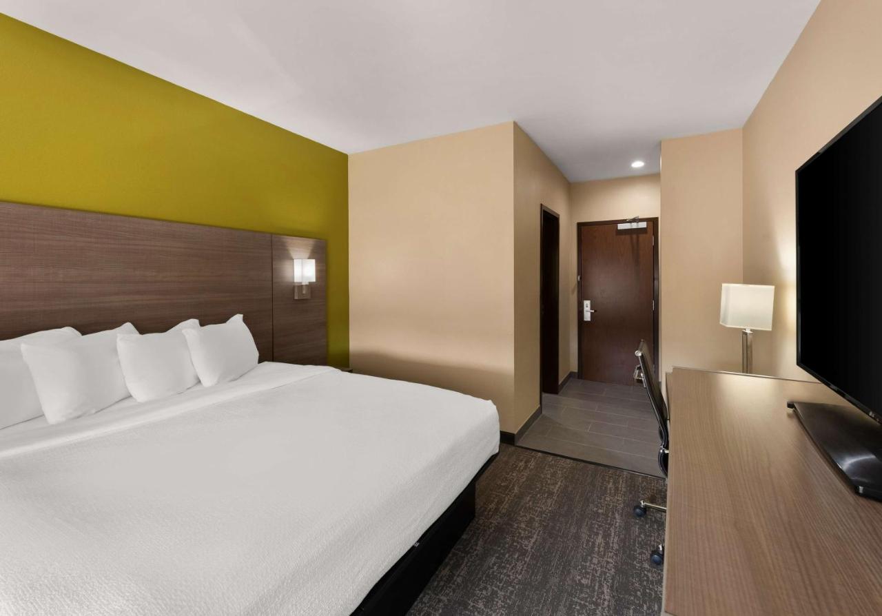  | Best Western Adena Inn