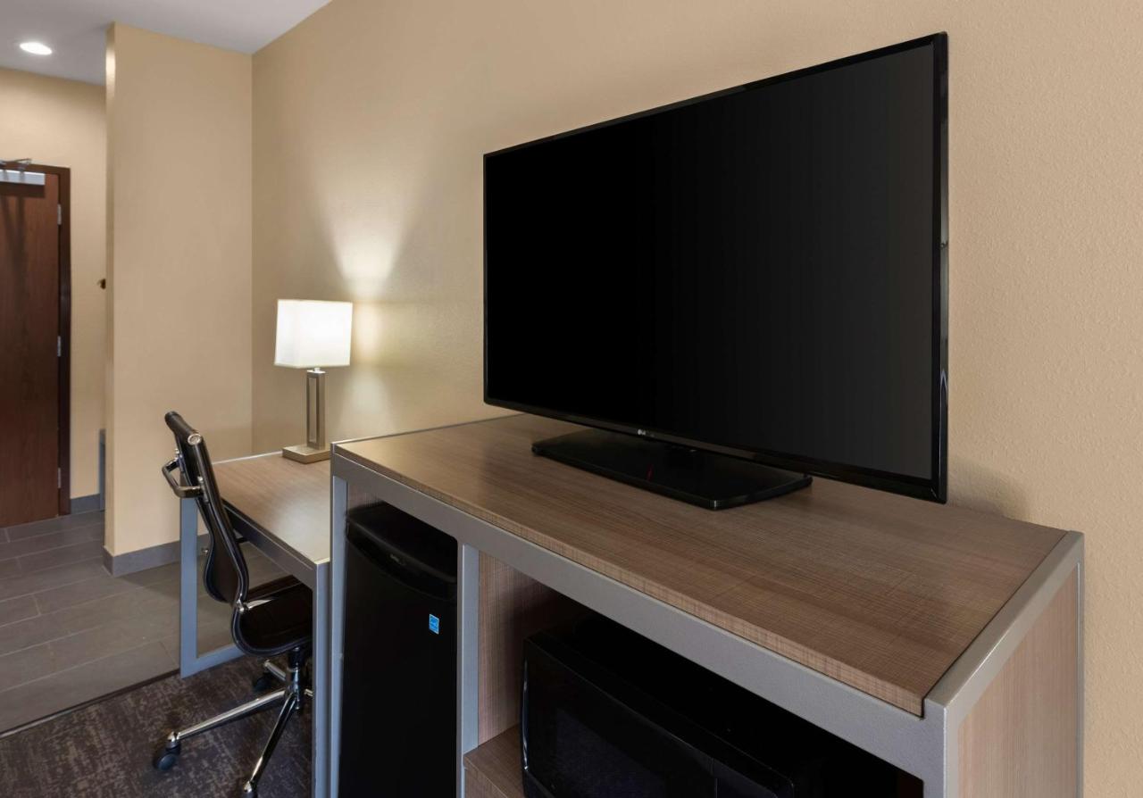  | Best Western Adena Inn