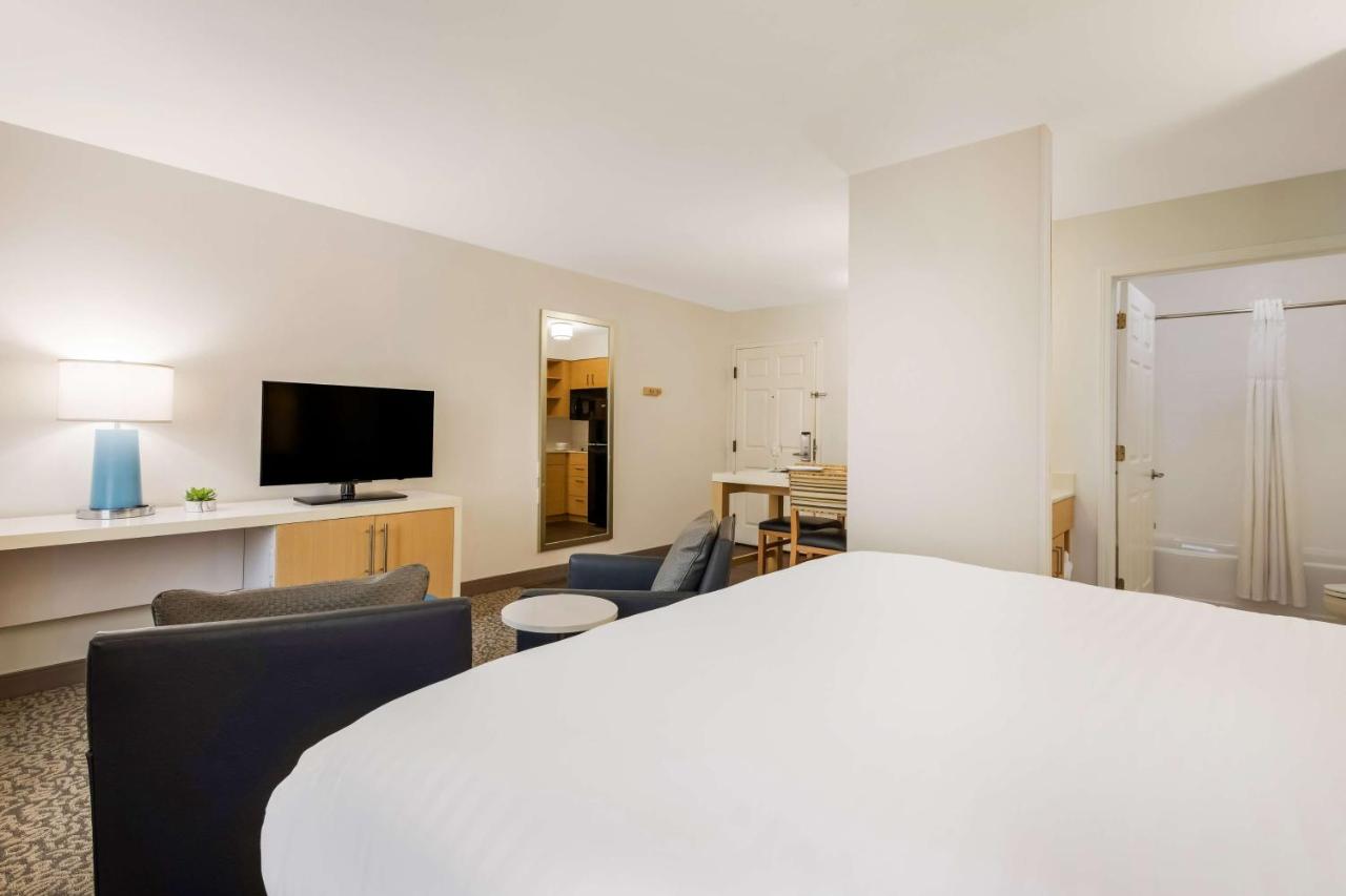 King Studio at Sonesta ES Suites Charlotte Arrowood