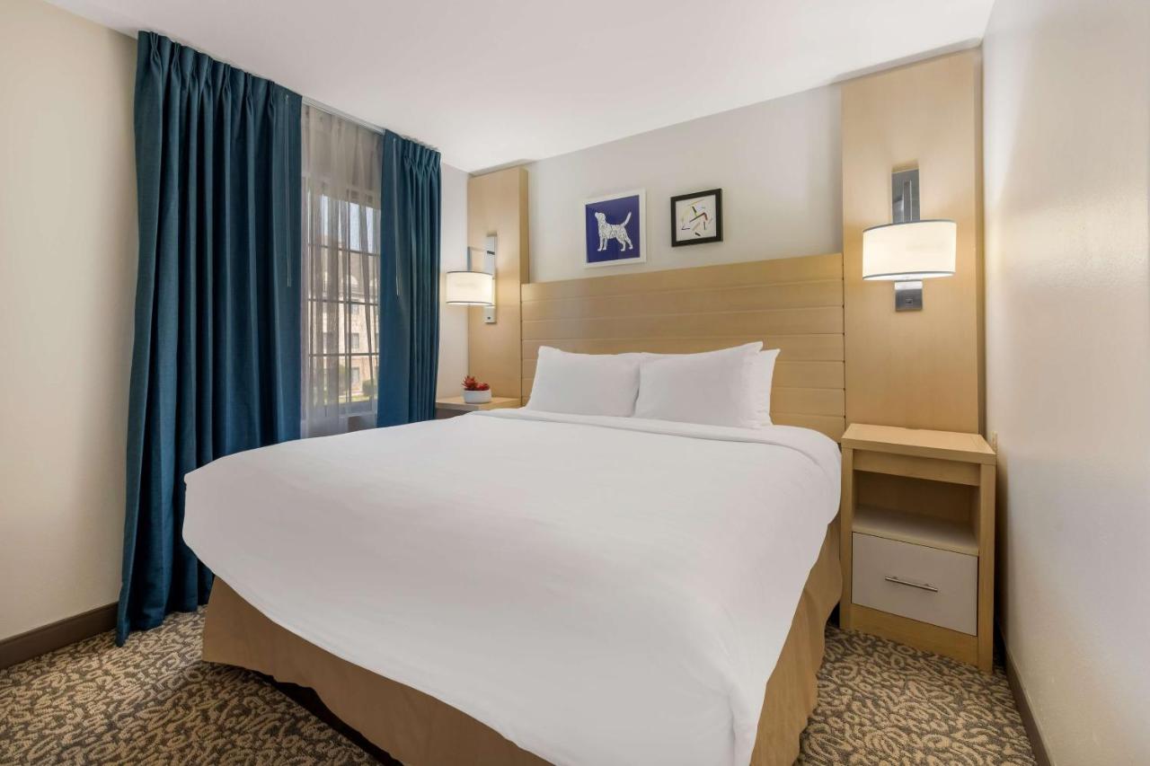 Two-Bedroom Suite at Sonesta ES Suites Charlotte Arrowood