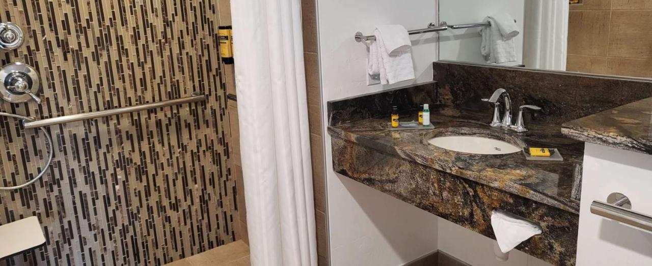 King Room - Disability Access/Roll-in Shower at Best Western Plus Butte Plaza Inn