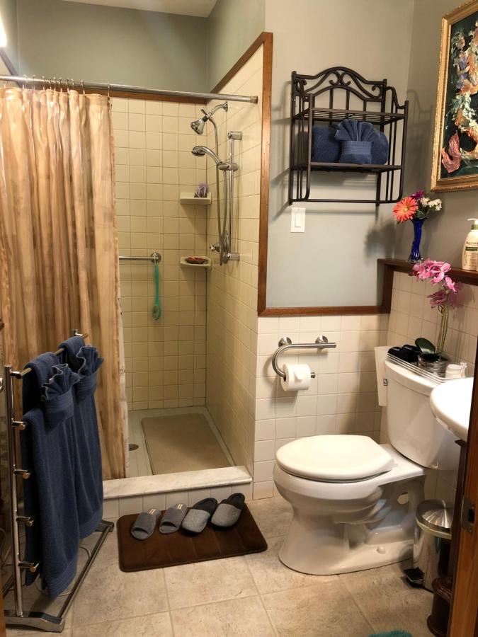 | Coppertoppe Inn & Retreat Center