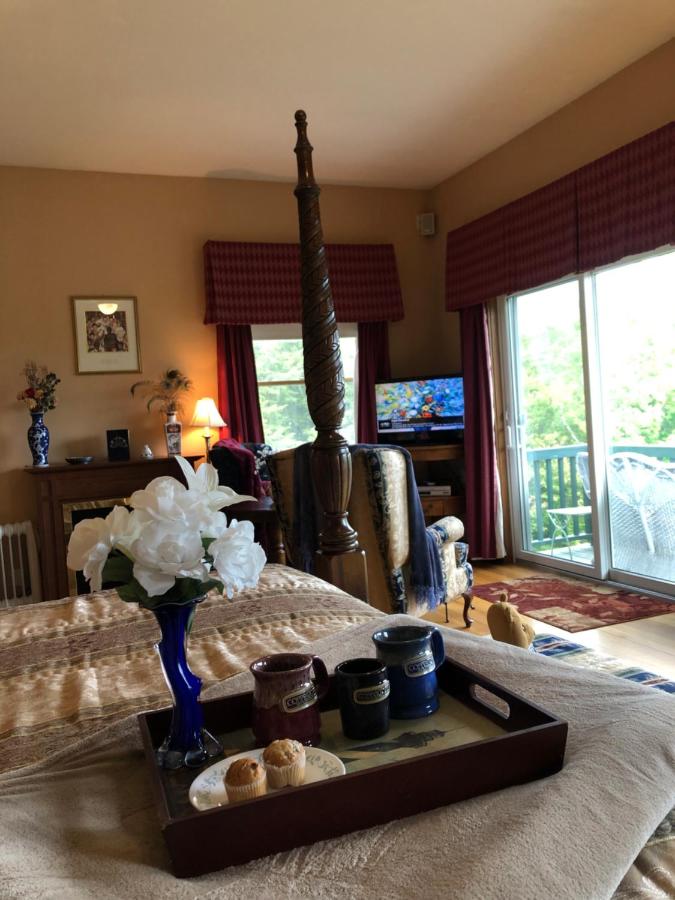 | Coppertoppe Inn & Retreat Center