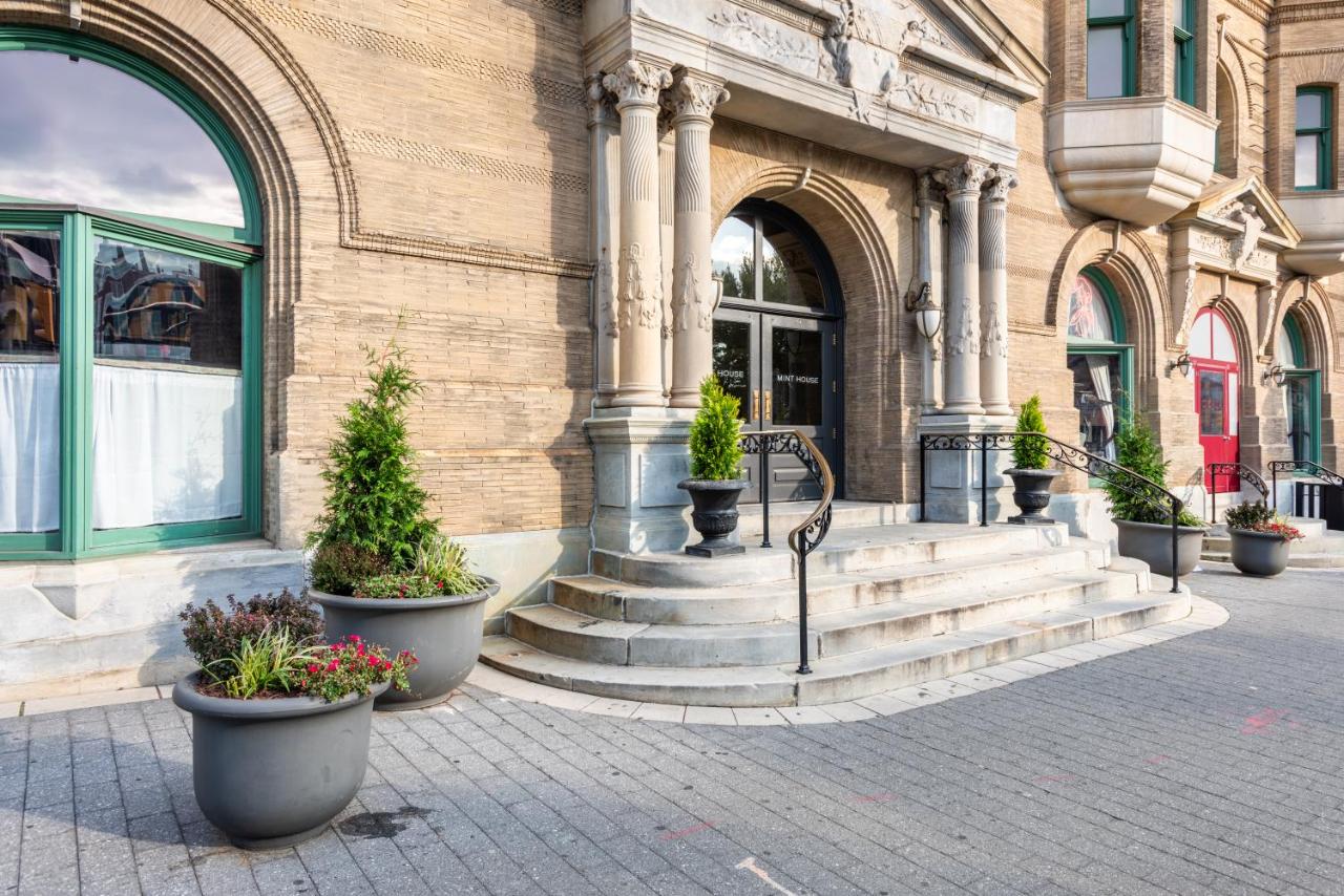 | Mint House at The Divine Lorraine Hotel - Philadelphia