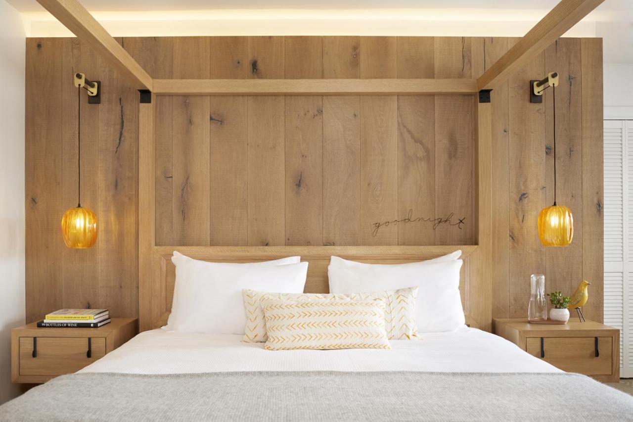 Deluxe King Room at The Landsby