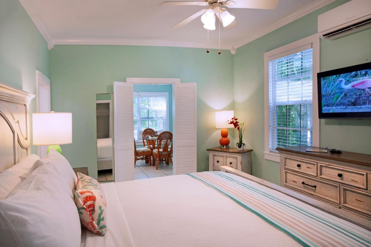 King Suite at Westwinds Inn