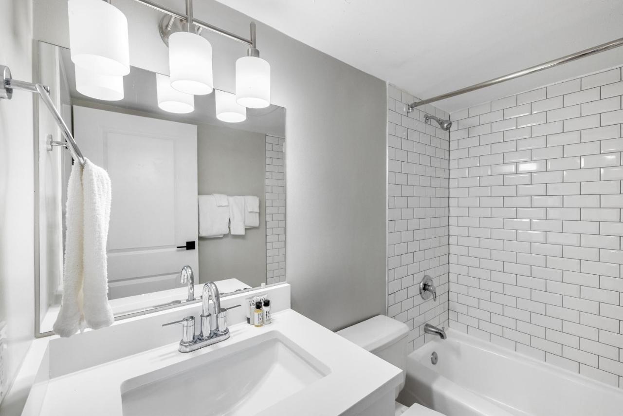 | Georgetown Residences by LuxUrban