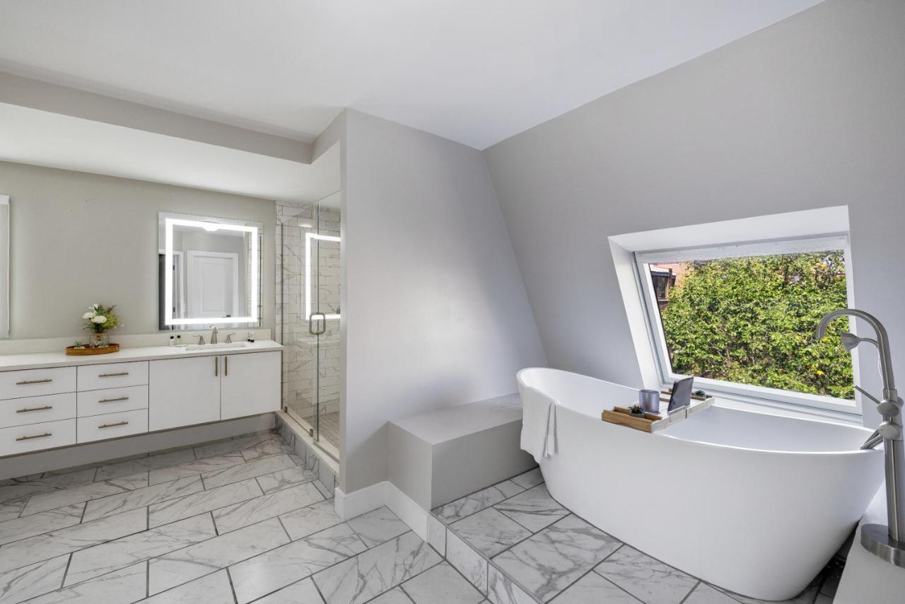 | Georgetown Residences by LuxUrban