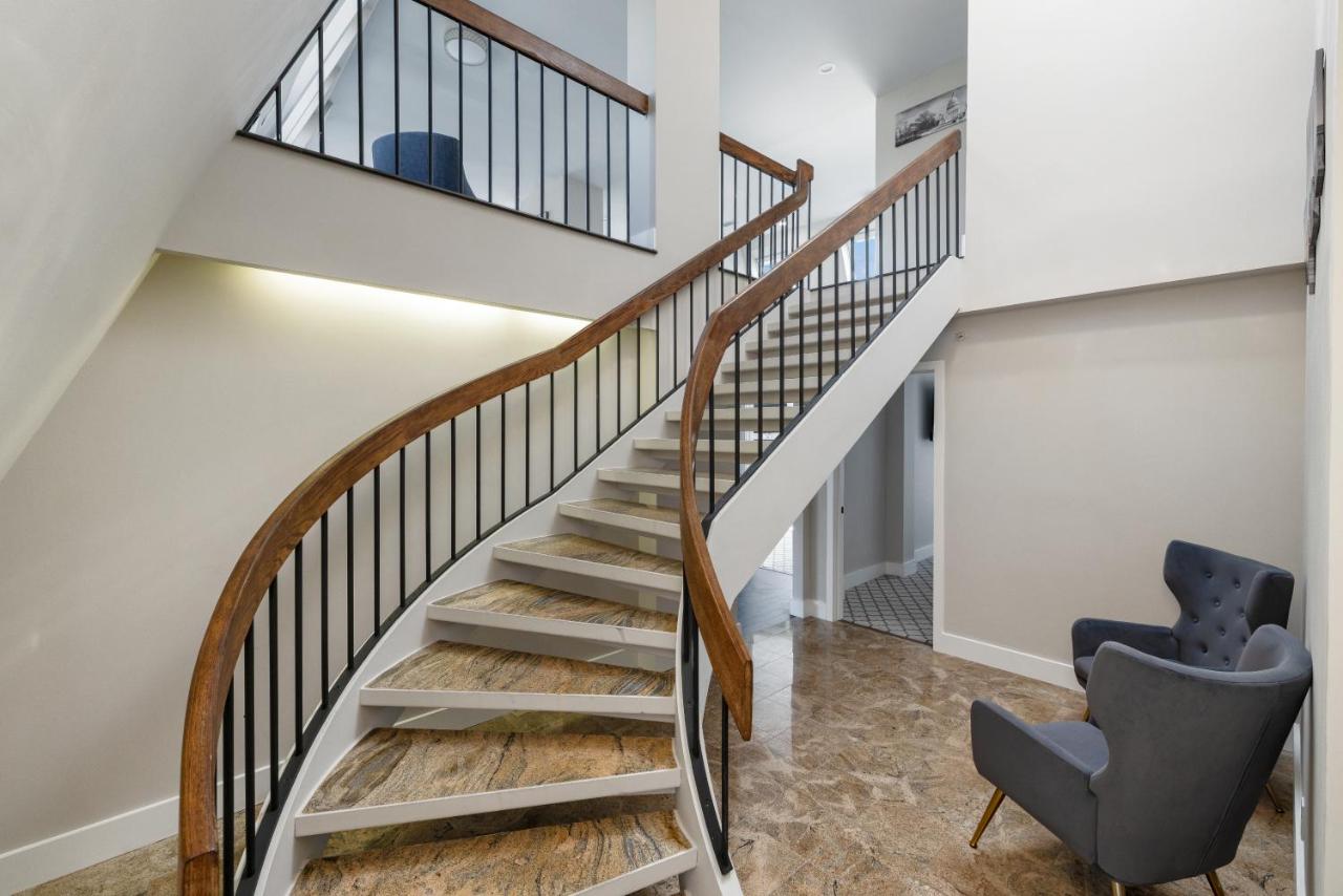 | Georgetown Residences by LuxUrban