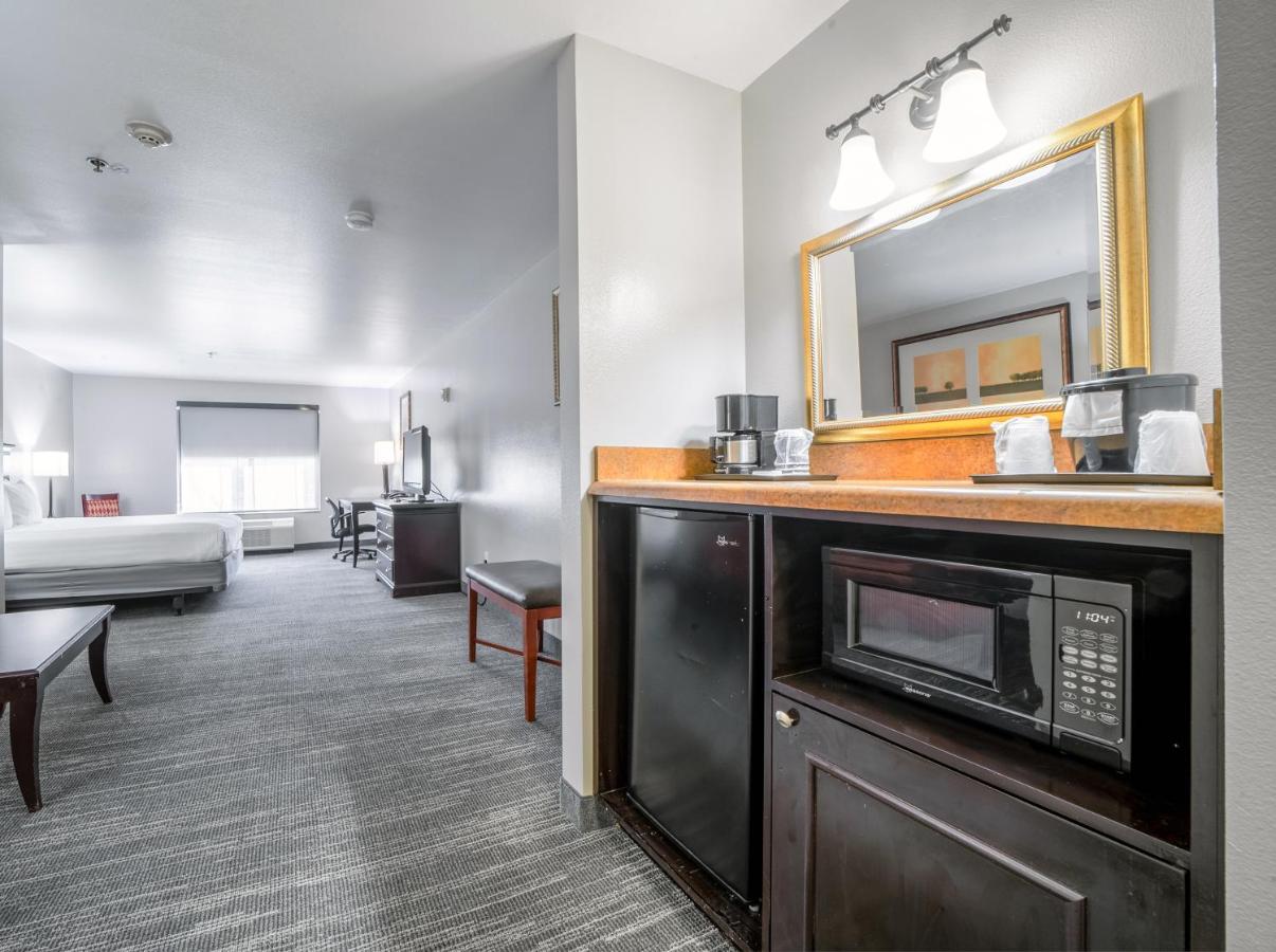 One-Bedroom King Suite with Roll In Shower - Non-Smoking at Country Inn & Suites by Radisson, Ontario at Ontario Mills, CA