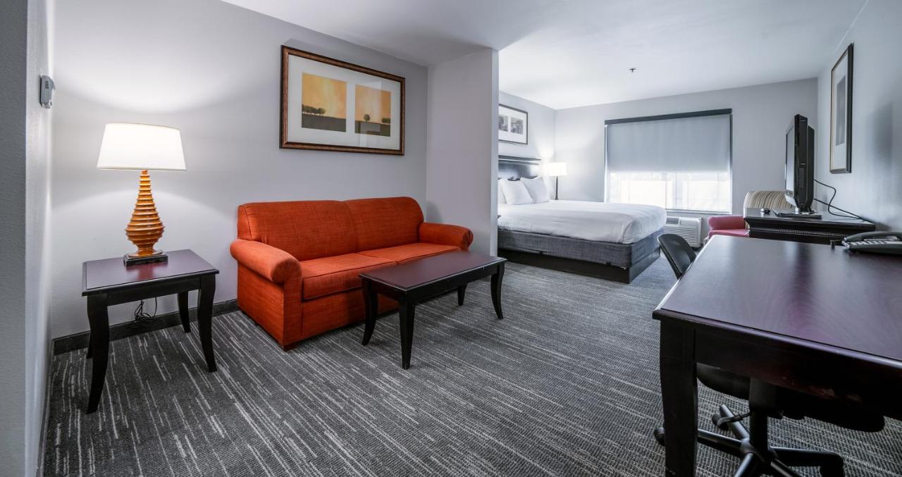 King Studio Suite at Country Inn & Suites by Radisson, Ontario at Ontario Mills, CA
